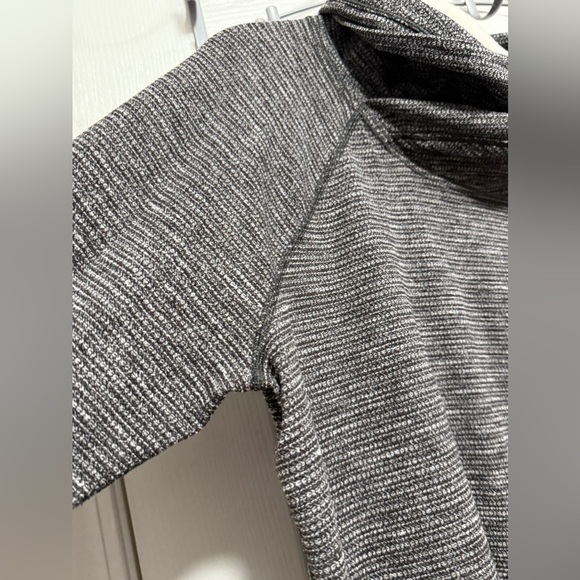 Lululemon Healthy Heart Coco Pique Pullover sweatshirt women’s 6 cowl neck - Picture 6 of 16
